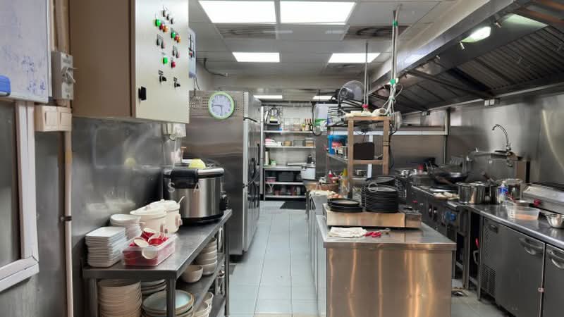 Serangoon Garden Way, Serangoon Garden Way, 1,500 sqft, Food & Beverage For Rent, by Sally Ang, 500171455 - Kitchen - CommercialGuru.com.sg