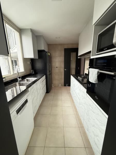 Rio Vista, 10 Upper Serangoon View, 2 Bedrooms, 1,066 sqft, Condominium For Sale, by MAHA LAKSHMI, 500171471 - Kitchen - PropertyGuru.com.sg
