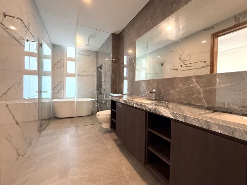 ❤️ Brand New 2.5 Storey Semi-D @ Bridport Ave Portchester Ave Serangoon Garden ❤️ 8897.I732, Bridport Ave, call 8897 I732, 5 Bedrooms, 5,000 sqft, Semi-Detached House For Sale, by Karen Low, 500171476 - Bathroom - PropertyGuru.com.sg