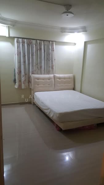 742 Yishun Avenue 5, 742 Yishun Avenue 5, 2 Bedrooms, 735 sqft, HDB Flat For Rent, by Rahamathullah Hasan Ali Akbar, 500171477 - Bedroom - PropertyGuru.com.sg