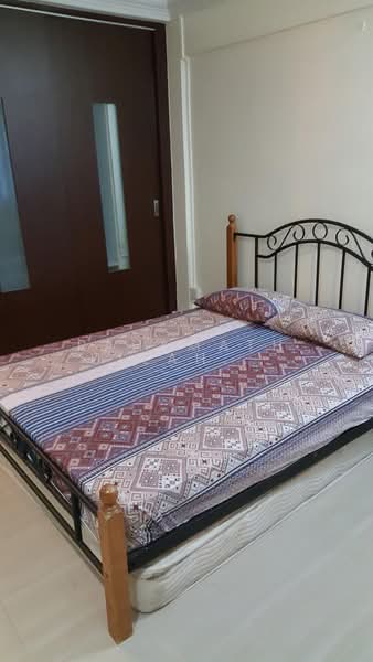 742 Yishun Avenue 5, 742 Yishun Avenue 5, 2 Bedrooms, 735 sqft, HDB Flat For Rent, by Rahamathullah Hasan Ali Akbar, 500171477 - Bedroom - PropertyGuru.com.sg