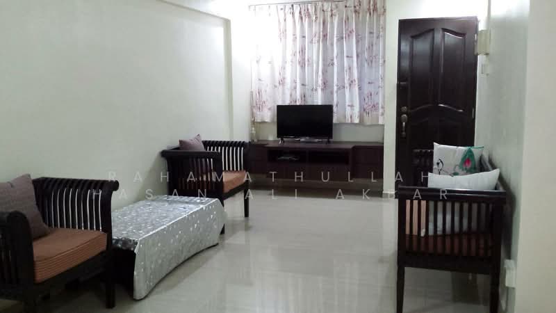 742 Yishun Avenue 5, 742 Yishun Avenue 5, 2 Bedrooms, 735 sqft, HDB Flat For Rent, by Rahamathullah Hasan Ali Akbar, 500171477 - Living Room - PropertyGuru.com.sg