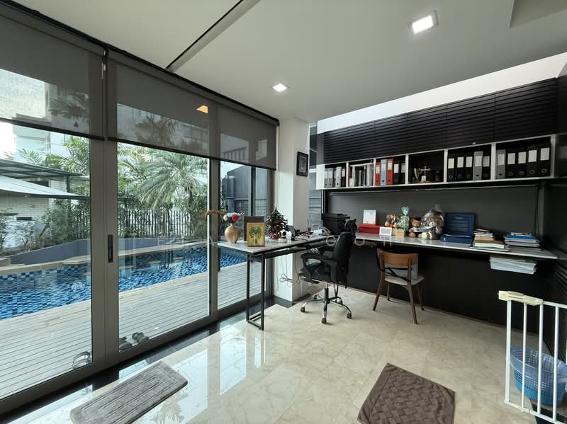 Kembangan Estate, Detached House, 4 Bedrooms, 3,466 sqft, Detached House For Sale, by Elaine Goh, 500171479 - Study - PropertyGuru.com.sg