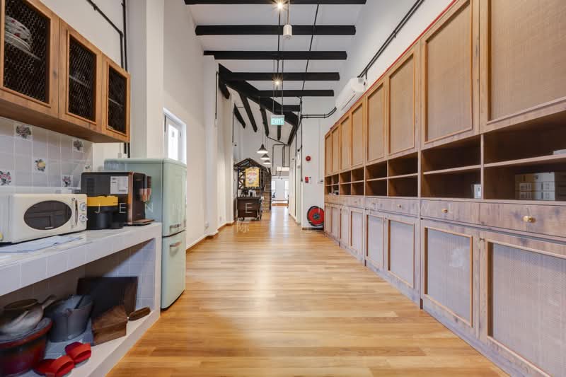 South Bridge Road Shophouse, 999yrs, 1-min MRT, F&B, Heavy Traffic, South Bridge Road, 4,000 sqft, Shop / Shophouse For Sale, by Jennifer Tan WL 陈慧莲, 500171483 - Kitchen - CommercialGuru.com.sg