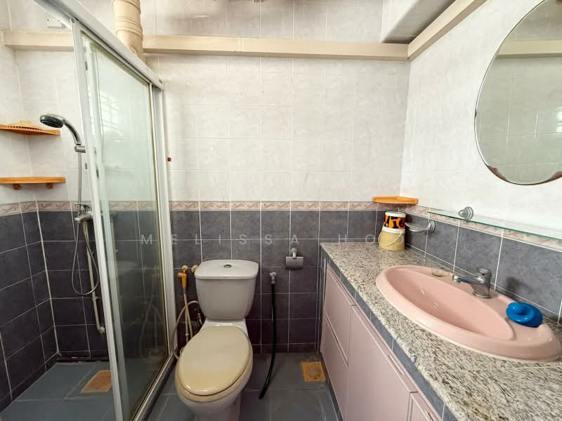 307D Anchorvale Road, 307D Anchorvale Road, 3 Bedrooms, 1,184 sqft, HDB Flat For Sale, by Melissa Hoo, 500171489 - Master Bathroom - PropertyGuru.com.sg