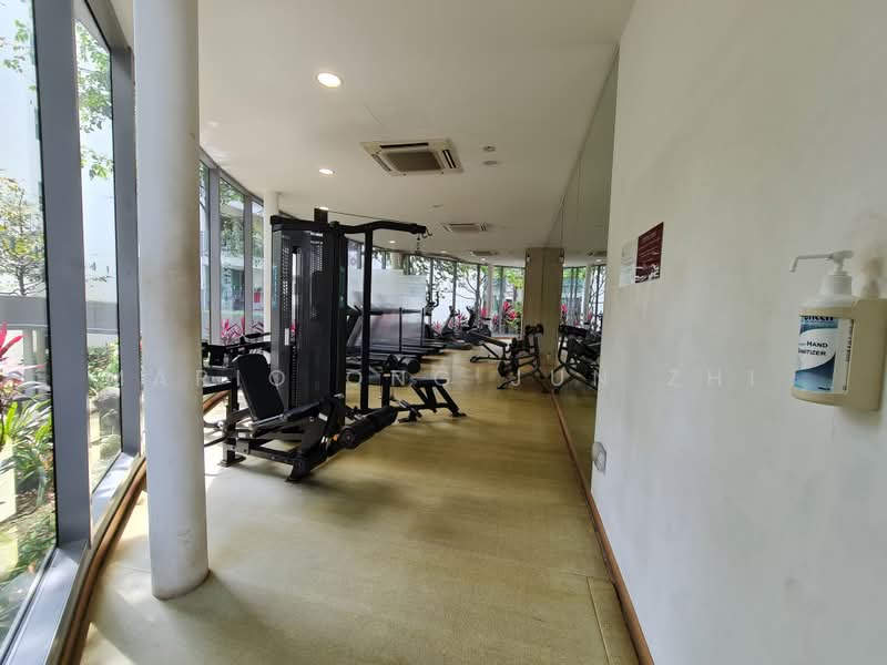 Eight Courtyards, 2 Canberra Drive, Room Rental, 120 sqft, Condominium For Rent, by Mario Ong Jun Zhi, 500171490 - Gym - PropertyGuru.com.sg