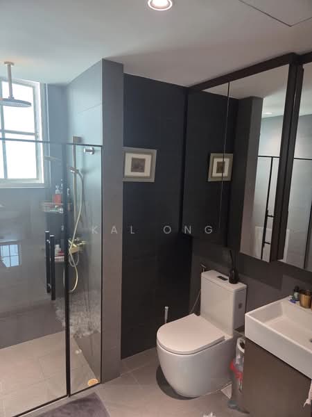 Eastwood Green, 10 Eastwood Road, Room Rental, 150 sqft, Condominium For Rent, by Kal Ong, 500171494 - Bathroom - PropertyGuru.com.sg