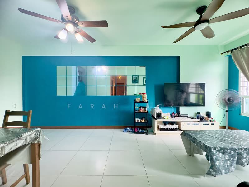 424D Yishun Avenue 11, 424D Yishun Avenue 11, 3 Bedrooms, 990 sqft, HDB Flat For Sale, by Farah Zack, 500171497 - PropertyGuru.com.sg