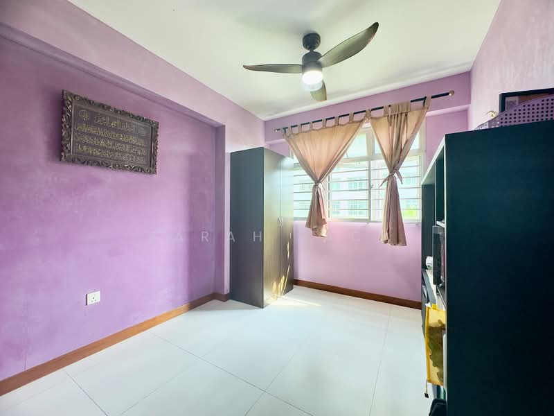 424D Yishun Avenue 11, 424D Yishun Avenue 11, 3 Bedrooms, 990 sqft, HDB Flat For Sale, by Farah Zack, 500171497 - Bedroom - PropertyGuru.com.sg