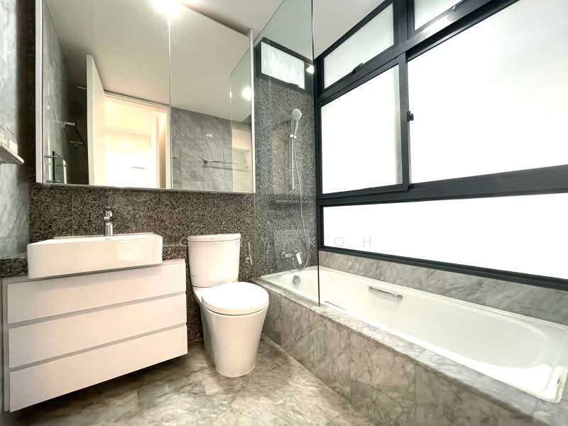 Rivergate, 99 Robertson Quay, 2 Bedrooms, 1,033 sqft, Condominium For Rent, by Gary Koh, 500171504 - Bathroom - PropertyGuru.com.sg