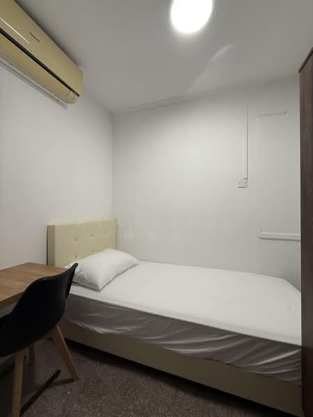 Cheap Bedroom @ Novena MRT, , Room Rental, 80 sqft, Condominium For Rent, by Alan Tsui 徐先生, 500171506 - Bedroom - PropertyGuru.com.sg