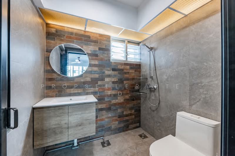 10B Bendemeer Light, 10B Bendemeer Road, 2 Bedrooms, 732 sqft, HDB Flat For Sale, by Don Png, 500171534 - Bathroom - PropertyGuru.com.sg