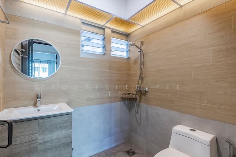 10B Bendemeer Light, 10B Bendemeer Road, 2 Bedrooms, 732 sqft, HDB Flat For Sale, by Don Png, 500171534 - Bathroom - PropertyGuru.com.sg