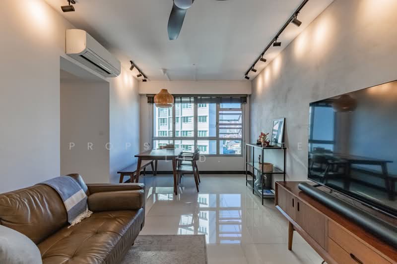 10B Bendemeer Light, 10B Bendemeer Road, 2 Bedrooms, 732 sqft, HDB Flat For Sale, by Don Png, 500171534 - Living Room - PropertyGuru.com.sg