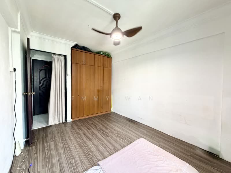 319 Bukit Batok Street 33, 319 Bukit Batok Street 33, 3 Bedrooms, 904 sqft, HDB Flat For Sale, by Emmy Wan, 500171537 - Bedroom 2 - PropertyGuru.com.sg