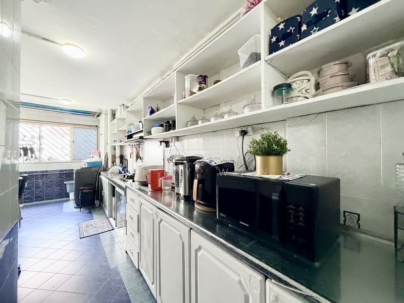 319 Bukit Batok Street 33, 319 Bukit Batok Street 33, 3 Bedrooms, 904 sqft, HDB Flat For Sale, by Emmy Wan, 500171537 - Kitchen - PropertyGuru.com.sg