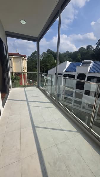 Lattice One, 1 Seraya Crescent, 3 Bedrooms, 872 sqft, Condominium For Sale, by James Yeo, 500171544 - Balcony - PropertyGuru.com.sg