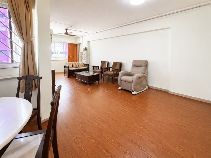 781 Yishun Ring Road, 781 Yishun Ring Road, 3 Bedrooms, 1,130 sqft, HDB Flat For Sale, by Abigail Tang, 500171547 - Living Room - PropertyGuru.com.sg
