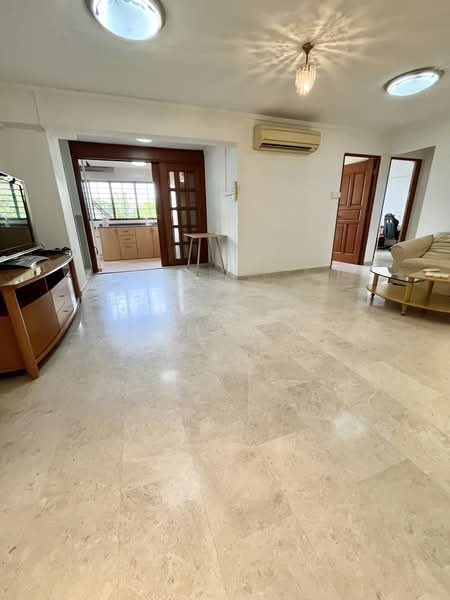 6 Farrer Road, 6 Farrer Road, 3 Bedrooms, 980 sqft, HDB Flat For Rent, by Lim Y X, 500171553 - Living Room - PropertyGuru.com.sg