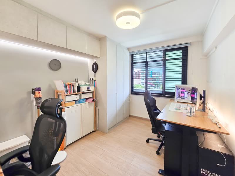 263 Serangoon Central Drive, 263 Serangoon Central Drive, 2 Bedrooms, 688 sqft, HDB Flat For Sale, by Sharon Goh 吴惠资, 500171558 - Study - PropertyGuru.com.sg