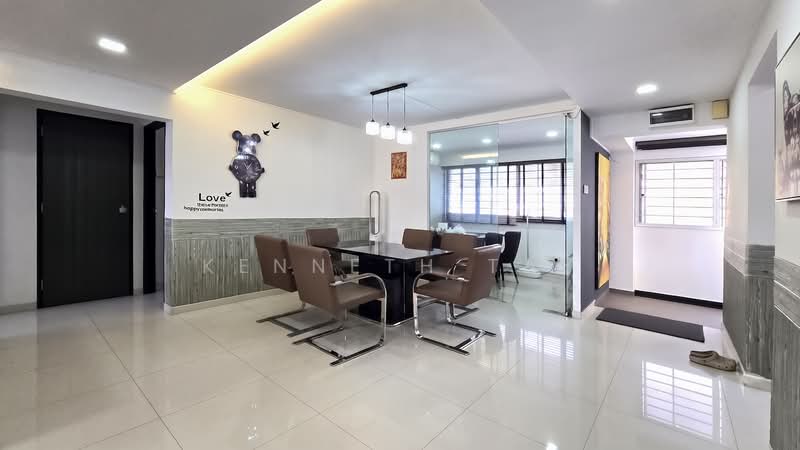 658 Yishun Avenue 4, 658 Yishun Avenue 4, 3 Bedrooms, 1,399 sqft, HDB Flat For Sale, by Kenneth Tay, 500171561 - Dining Room - PropertyGuru.com.sg