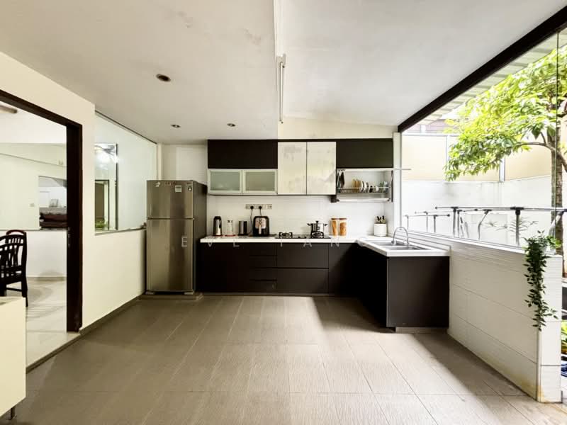Fudu Park, 59 Lentor Grove, 3 Bedrooms, 2,646 sqft, Terraced House For Rent, by Eve Tang, 500171562 - Kitchen - PropertyGuru.com.sg