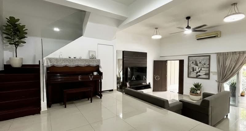 Fudu Park, 59 Lentor Grove, 3 Bedrooms, 2,646 sqft, Terraced House For Rent, by Eve Tang, 500171562 - Living Room - PropertyGuru.com.sg