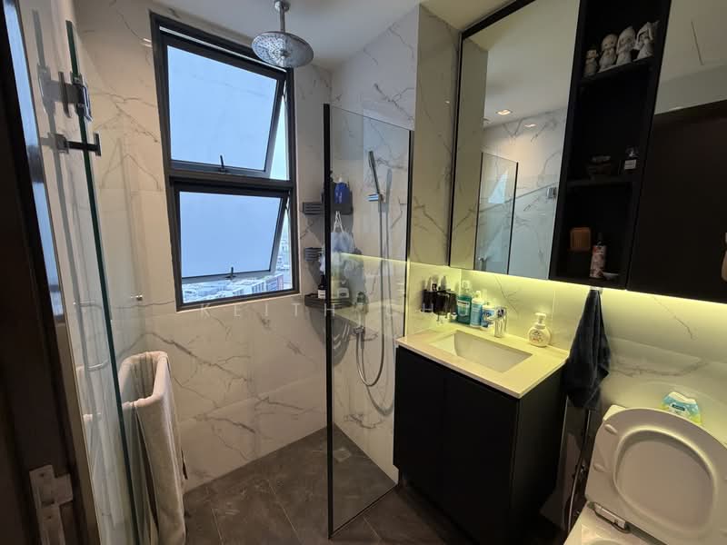 Sims Edge, 1 Geylang East Avenue 2, 1 Bedroom, 1,195 sqft, Condominium For Rent, by Keith Chua, 500171563 - Bathroom - PropertyGuru.com.sg