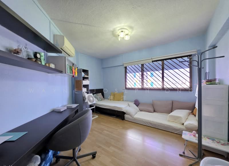 401 Jurong West Street 42, 401 Jurong West Street 42, 3 Bedrooms, 1,453 sqft, HDB Flat For Sale, by Wayne Joseph Ong 王伟洋, 500171564 - Bedroom - PropertyGuru.com.sg