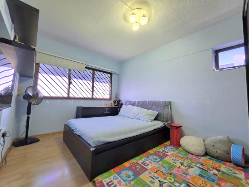 401 Jurong West Street 42, 401 Jurong West Street 42, 3 Bedrooms, 1,453 sqft, HDB Flat For Sale, by Wayne Joseph Ong 王伟洋, 500171564 - Bedroom - PropertyGuru.com.sg