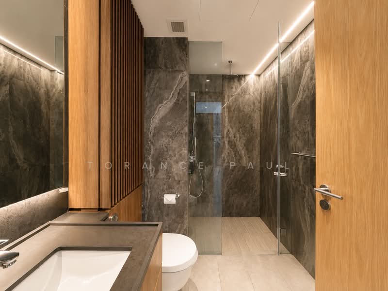 Midwood, 10 Hillview Rise, 1 Bedroom, 484 sqft, Condominium For Sale, by Torance Paul, 500171566 - Bathroom - PropertyGuru.com.sg