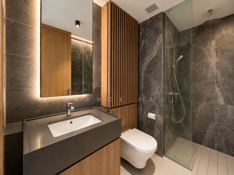Midwood, 10 Hillview Rise, 1 Bedroom, 484 sqft, Condominium For Sale, by Torance Paul, 500171566 - Bathroom - PropertyGuru.com.sg