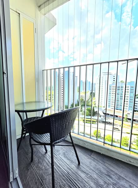 682B Edgedale Plains, 682B Edgedale Plains, 3 Bedrooms, 1,216 sqft, HDB Flat For Sale, by Larry Sng, 500171568 - Balcony - PropertyGuru.com.sg