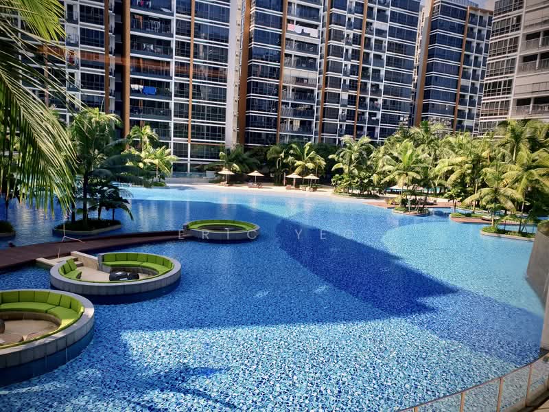 Coco Palms, 25 Pasir Ris Grove, 2 Bedrooms, 743 sqft, Condominium For Rent, by Eric Yeo, 500171569 - Exterior - PropertyGuru.com.sg