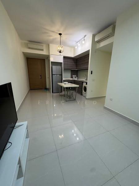 Coco Palms, 25 Pasir Ris Grove, Pasir Ris / Tampines, 2 Bedrooms, 743 sqft, Condominium For Rent, by Eric Yeo, 500171569 - Kitchen - PropertyGuru.com.sg
