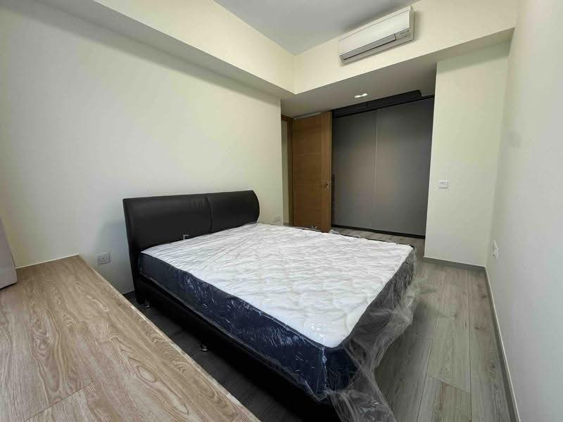 Coco Palms, 25 Pasir Ris Grove, Pasir Ris / Tampines, 2 Bedrooms, 743 sqft, Condominium For Rent, by Eric Yeo, 500171569 - Bedroom - PropertyGuru.com.sg