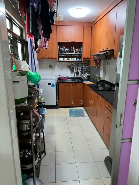 272B Jurong West Street 24, 272B Jurong West Street 24, 3 Bedrooms, 1,100 sqft, HDB Flat For Rent, by Lis Low, 500171575 - Kitchen - PropertyGuru.com.sg