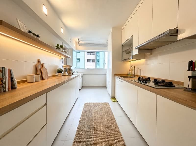 137 Bishan Street 12, 137 Bishan Street 12, 4 Bedrooms, 1,776 sqft, HDB Flat For Sale, by Jason Lee ZY, 500171577 - Kitchen - PropertyGuru.com.sg