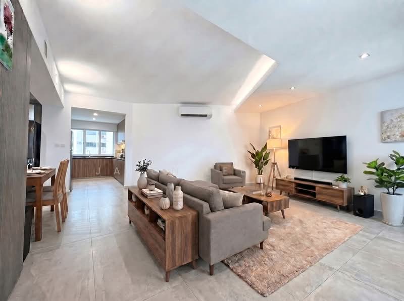 137 Bishan Street 12, 137 Bishan Street 12, 4 Bedrooms, 1,776 sqft, HDB Flat For Sale, by Jason Lee ZY, 500171577 - Living Room - PropertyGuru.com.sg