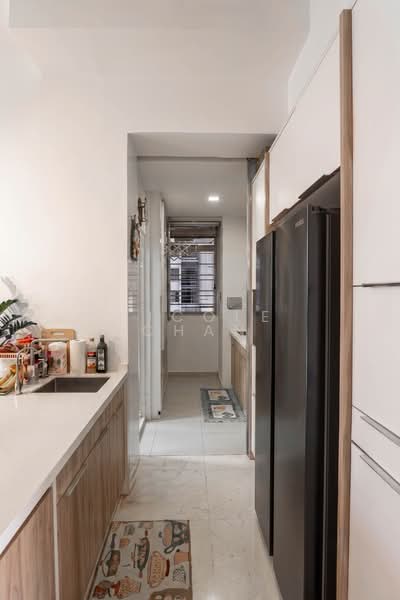 Jardin, 968 Dunearn Road, 3 Bedrooms, 1,098 sqft, Condominium For Sale, by Nicole Chan, 500171590 - Kitchen - PropertyGuru.com.sg