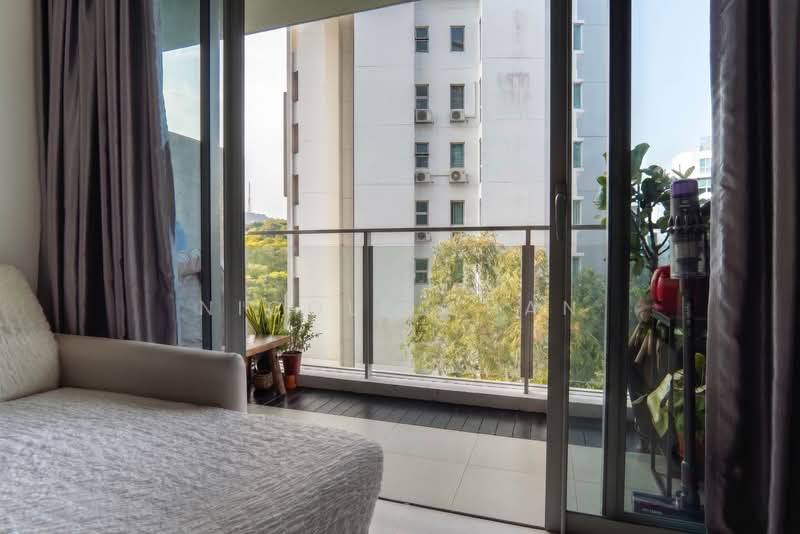 Jardin, 968 Dunearn Road, 3 Bedrooms, 1,098 sqft, Condominium For Sale, by Nicole Chan, 500171590 - Balcony - PropertyGuru.com.sg