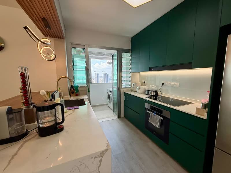 130B Lorong 1 Toa Payoh, 130B Lorong 1 Toa Payoh, 3 Bedrooms, 1,001 sqft, HDB Flat For Rent, by Alan Koh 许汉彬, 500171631 - Kitchen - PropertyGuru.com.sg