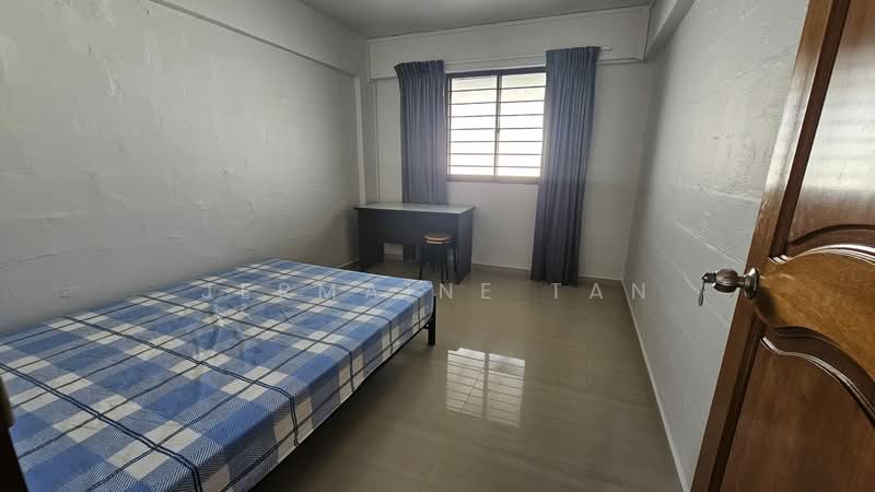 341 Clementi Avenue 5, 341 Clementi Avenue 5, 2 Bedrooms, 700 sqft, HDB Flat For Rent, by Jermaine Tan, 500171639 - Bedroom - PropertyGuru.com.sg