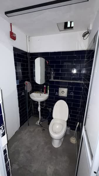 ang mo kio shophouse, , 1,281 sqft, Food & Beverage For Rent, by Alex Ang, 500171648 - Bathroom - CommercialGuru.com.sg