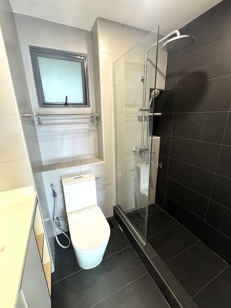 Pinnacle @ Duxton, 1F Cantonment Road, Room Rental, 180 sqft, HDB Flat For Rent, by Tan Kian Seng, 500171649 - Bathroom - PropertyGuru.com.sg