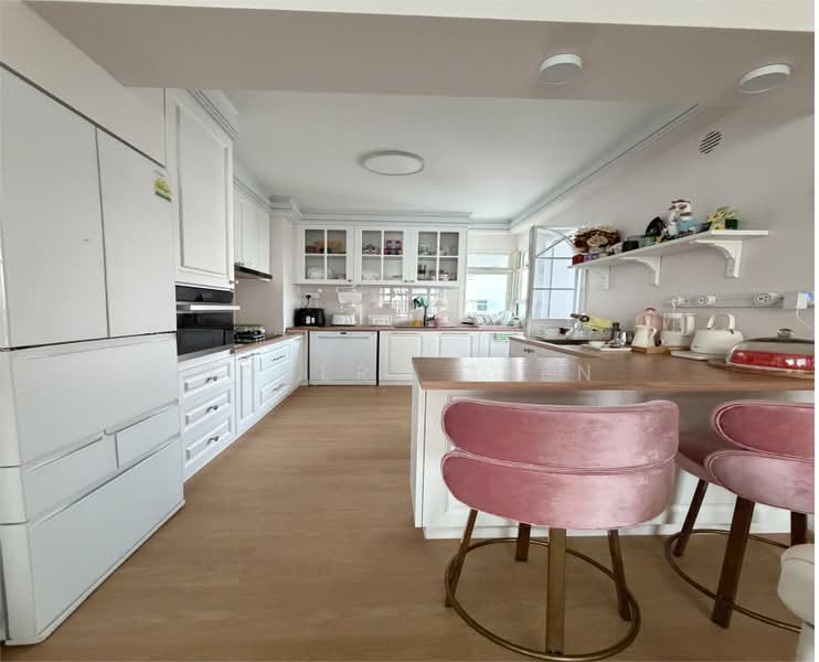 266A Compassvale Bow, 266A Compassvale Bow, Room Rental, 200 sqft, HDB Flat For Rent, by Robert Chen, 500171653 - Kitchen - PropertyGuru.com.sg