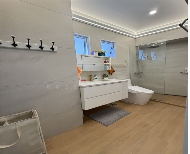 266A Compassvale Bow, 266A Compassvale Bow, Room Rental, 200 sqft, HDB Flat For Rent, by Robert Chen, 500171653 - Bathroom - PropertyGuru.com.sg