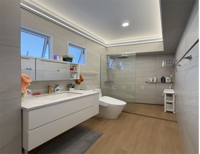 266A Compassvale Bow, 266A Compassvale Bow, Room Rental, 200 sqft, HDB Flat For Rent, by Robert Chen, 500171653 - Bathroom - PropertyGuru.com.sg