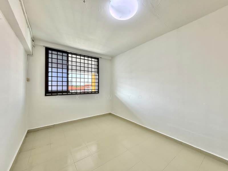 241 Serangoon Avenue 3, 241 Serangoon Avenue 3, 2 Bedrooms, 689 sqft, HDB Flat For Sale, by C K Ow Yong, 500171658 - Interior - PropertyGuru.com.sg