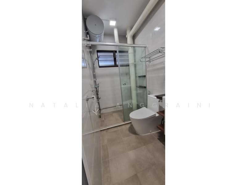 257 Kim Keat Avenue, 257 Kim Keat Avenue, Room Rental, 128 sqft, HDB Flat For Rent, by Natalia Anggraini, 500171664 - Bathroom - PropertyGuru.com.sg